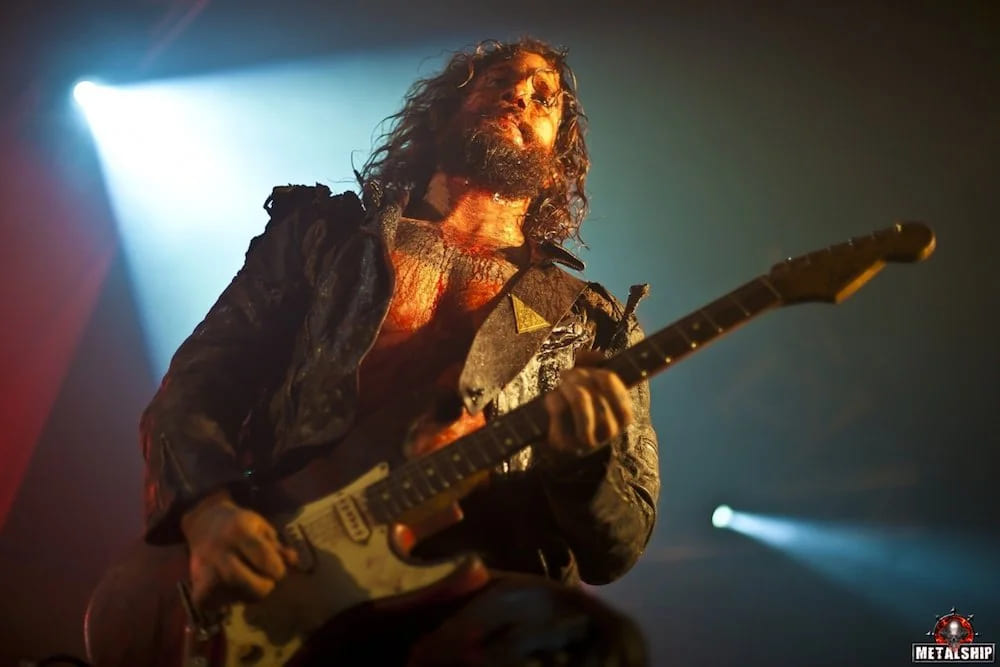 Selim Lemouchi (The Devil's Blood)suicidio