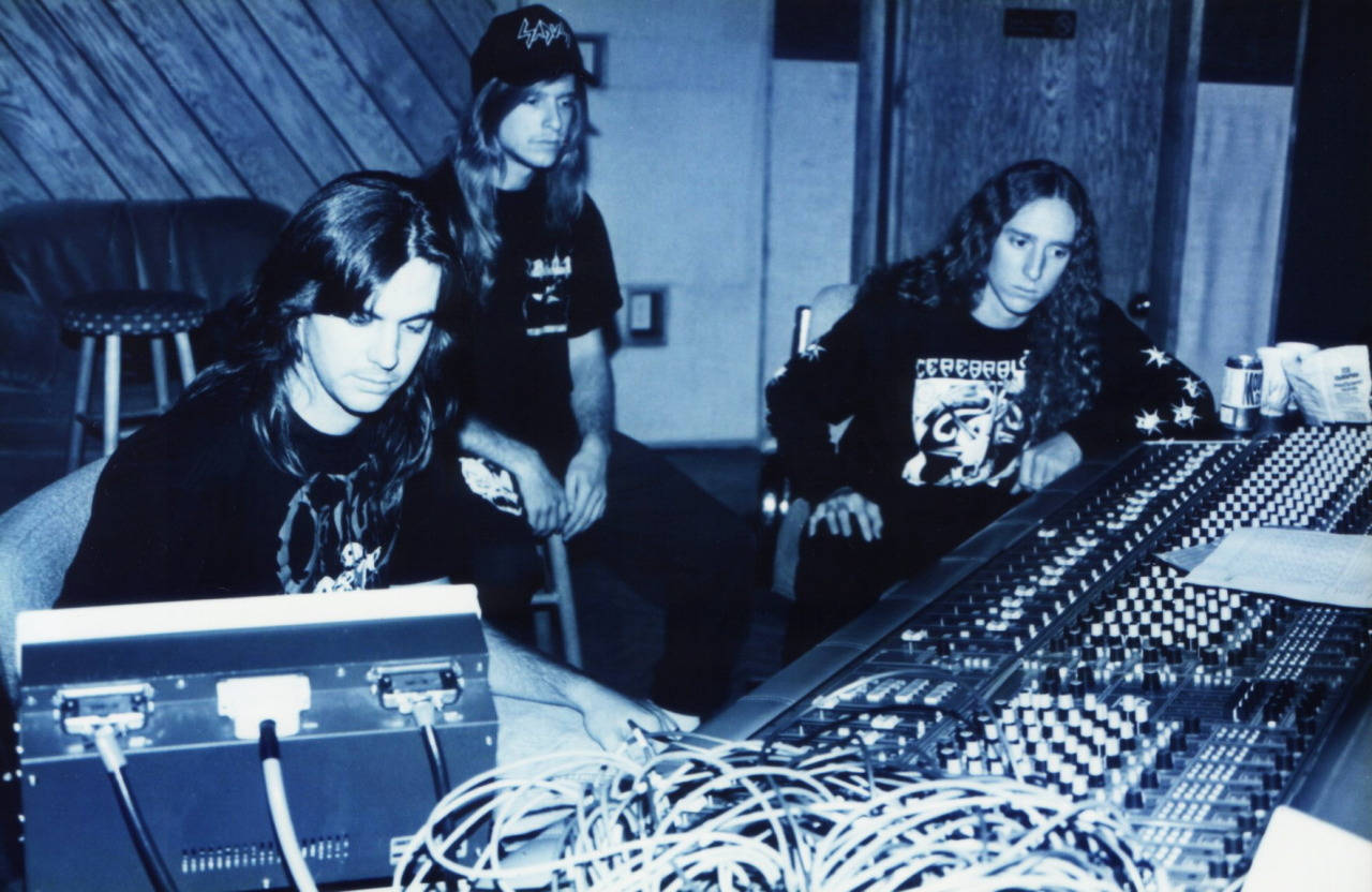 scott burns con Obituary en los morrison recording 
