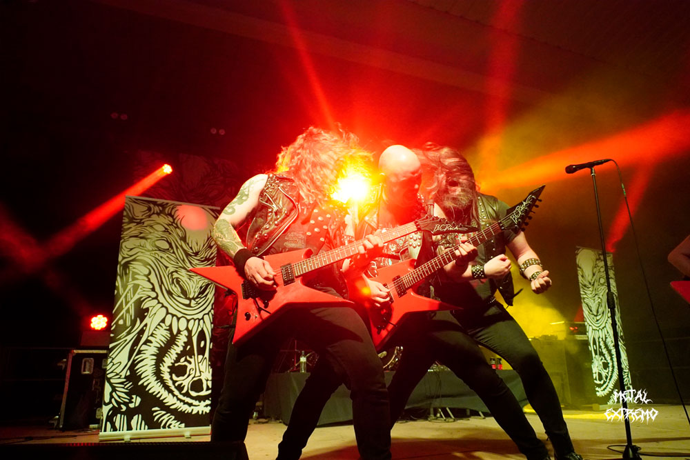 VELOCIDAD ABERRANTE, TÉCNICA APLASTANTE, VULTURE EN DIRECTO ES PURO METAL